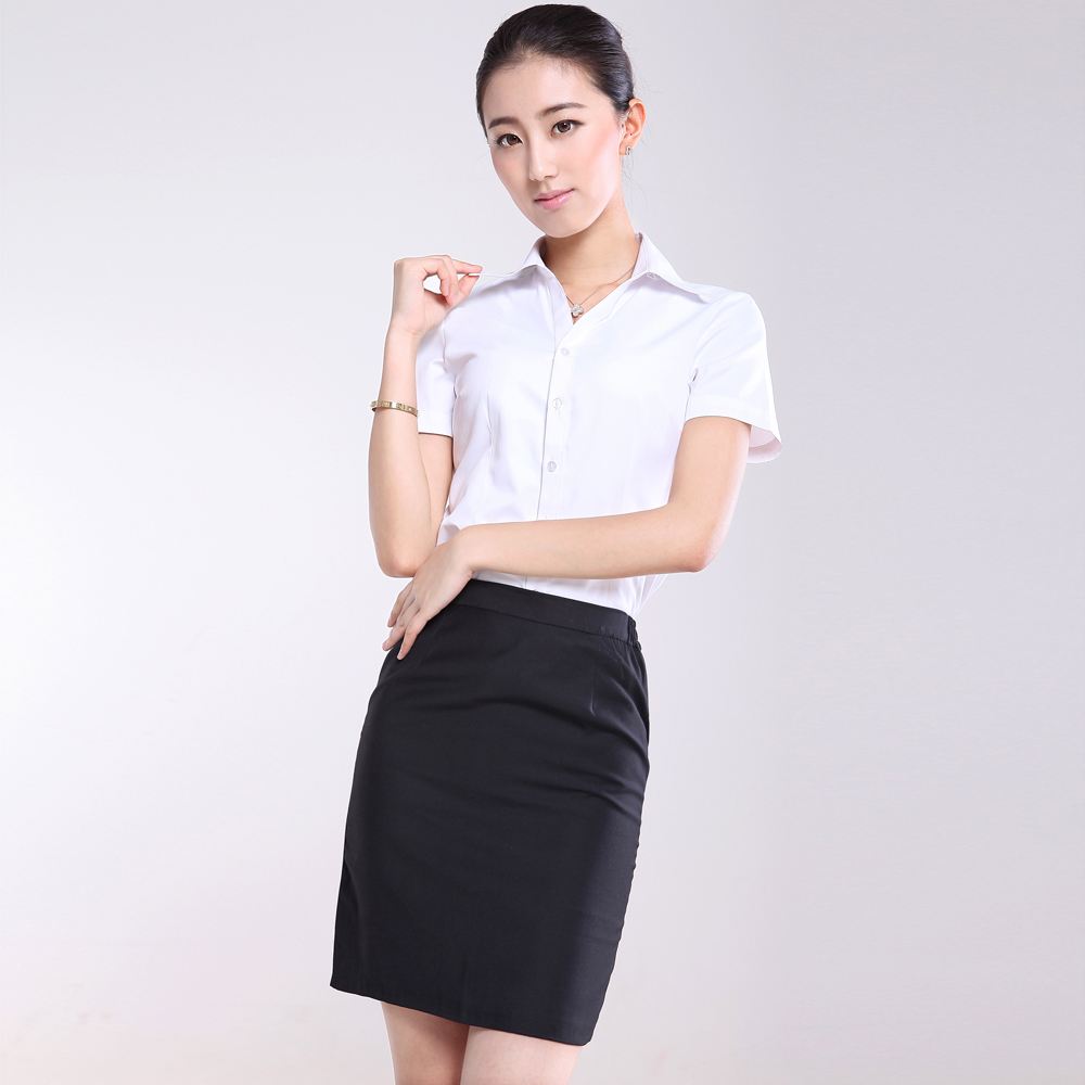 女性夏季定制職業(yè)裝需要注意什么？日常怎么穿搭出自己的風(fēng)格？